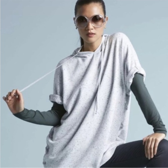 CABi In Stitches Gray Speckled Short Sleeve Hoodie Pullover Sweater - Picture 1 of 7